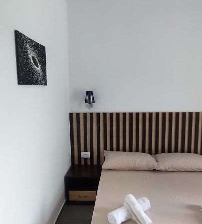 Aleks Holiday Rooms كساميل المظهر الخارجي الصورة